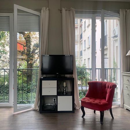 Porte Maillot-Charming And Calm Studio At Neuilly מראה חיצוני תמונה
